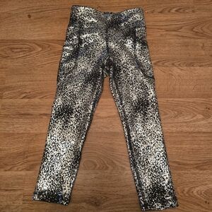 High wasted powersoft 7/8 length side pocket leggings (XS 5) GIRLS